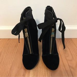 Excellent condition Zara velvet boots with lace detail